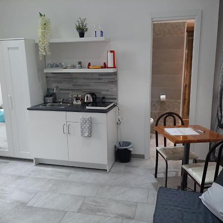 Bed and Breakfast 2 Passi A Napoli Exterior foto