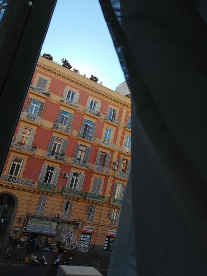 Bed and Breakfast 2 Passi A Napoli Exterior foto